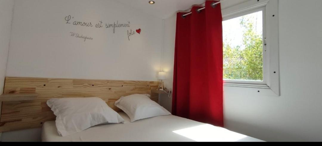 Bungalow Au Pied Du Luberon Saint-Martin-de-la-Brasque 외부 사진